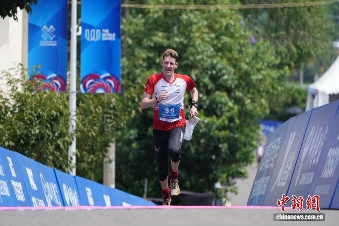 自由职业者, 兰坎说, 都世运会成