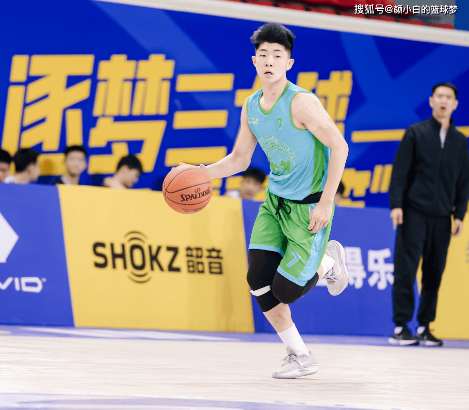 拿到, 的队长王子, 在今年三月